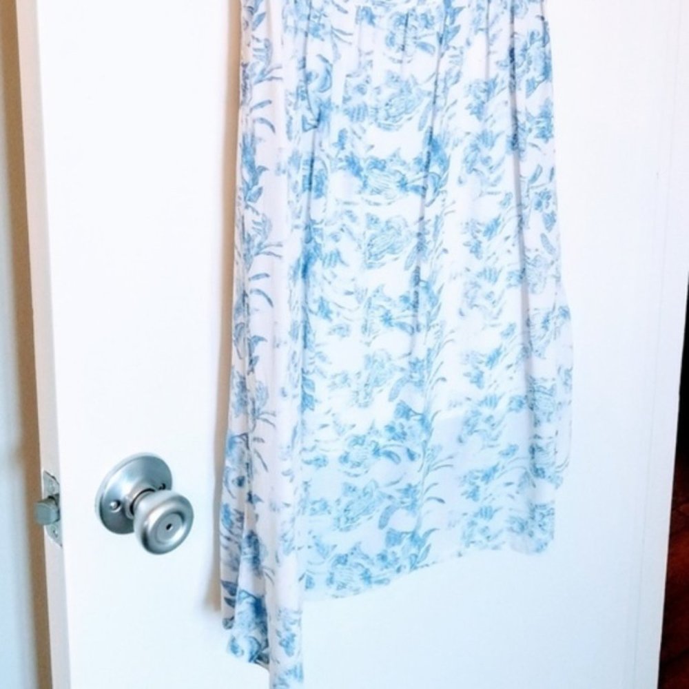 Floral Blue and White Dress - Picture 4 of 8
